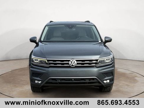 Used 2018 Volkswagen Tiguan SEL Premium image 8