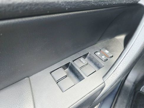 Used 2014 Toyota Corolla S image 32