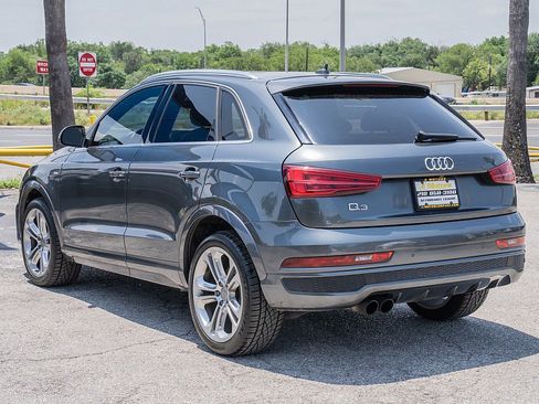 Used 2018 Audi Q3 2.0T Premium Plus w/ Premium Plus Package FWD image 7