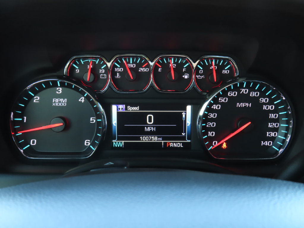 Used 2020 Chevrolet Suburban LT AWD/4WD image 28
