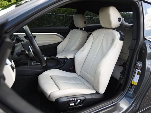 Used 2019 BMW 440i Coupe RWD image 13
