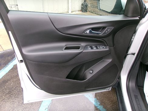 Used 2020 Chevrolet Equinox LT AWD/4WD image 14