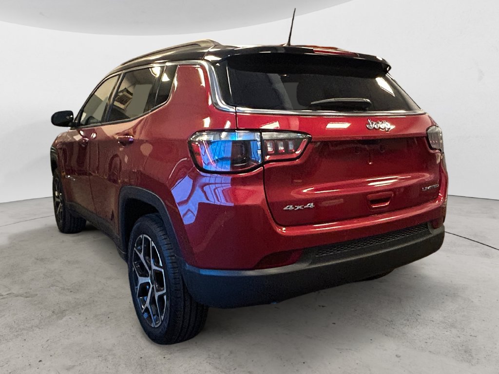 Used 2025 Jeep Compass Limited AWD/4WD image 3