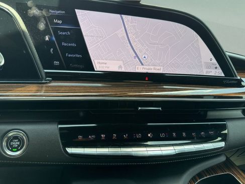 Used 2021 Cadillac Escalade Luxury RWD image 20