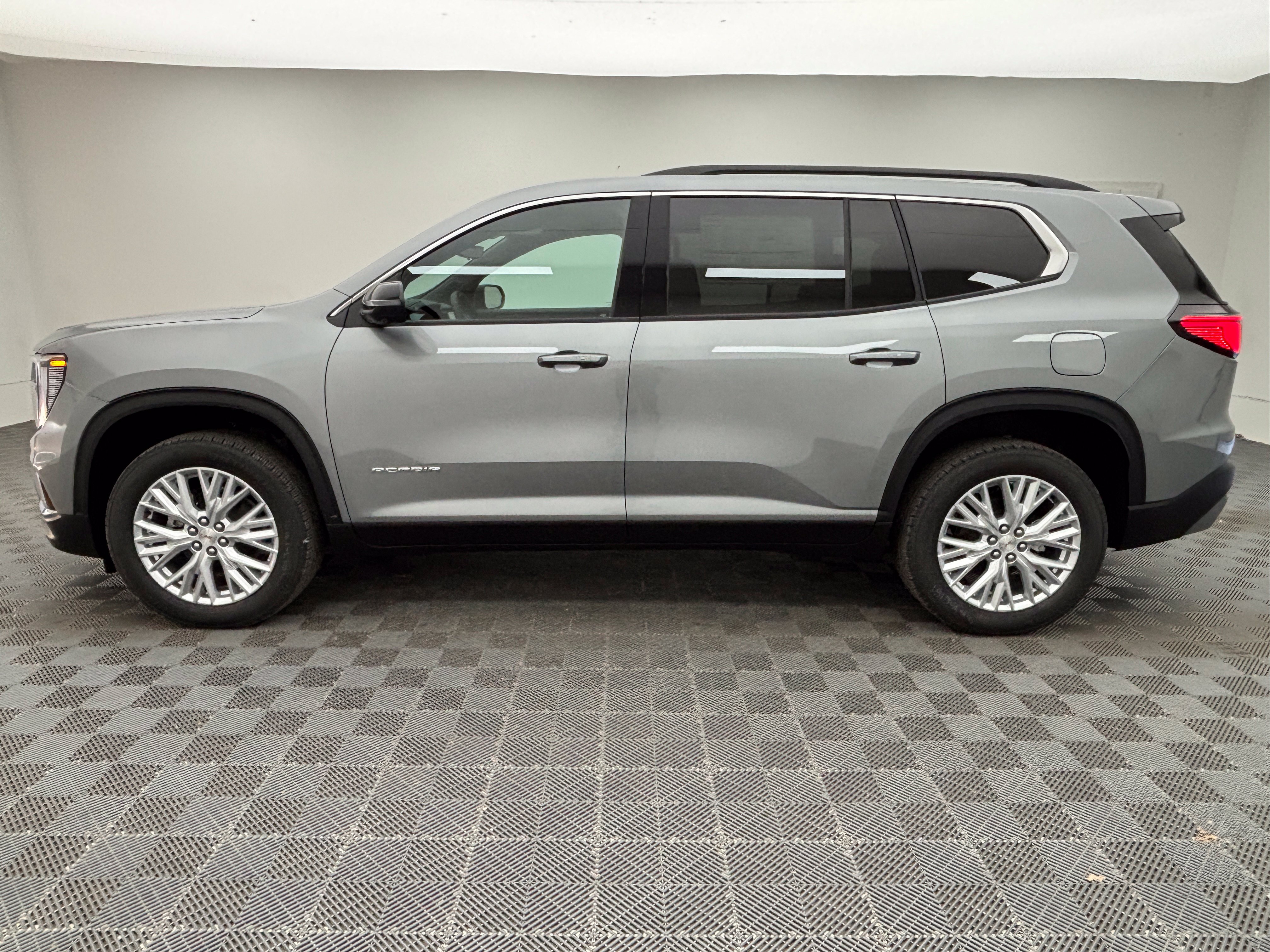 New 2027 GMC Acadia Elevation w/ Elevation Premium Package AWD/4WD image 15