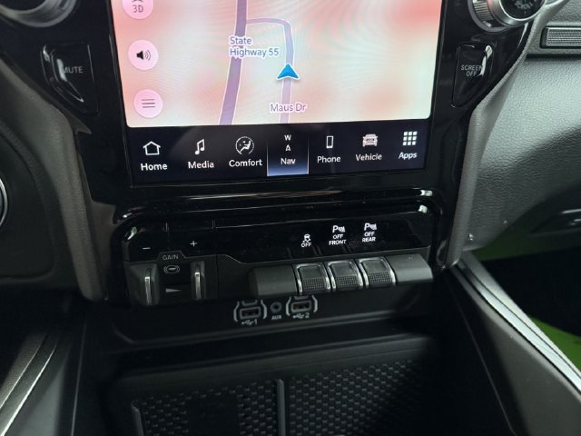 New 2026 RAM 1500 Laramie AWD/4WD image 23