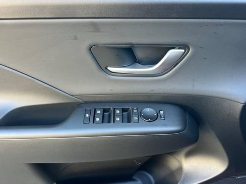 New 2026 Hyundai Kona Limited FWD image 10
