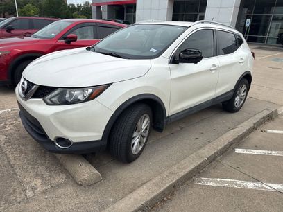Used 2017 Nissan Rogue Sport SV w/ SV Premium Package