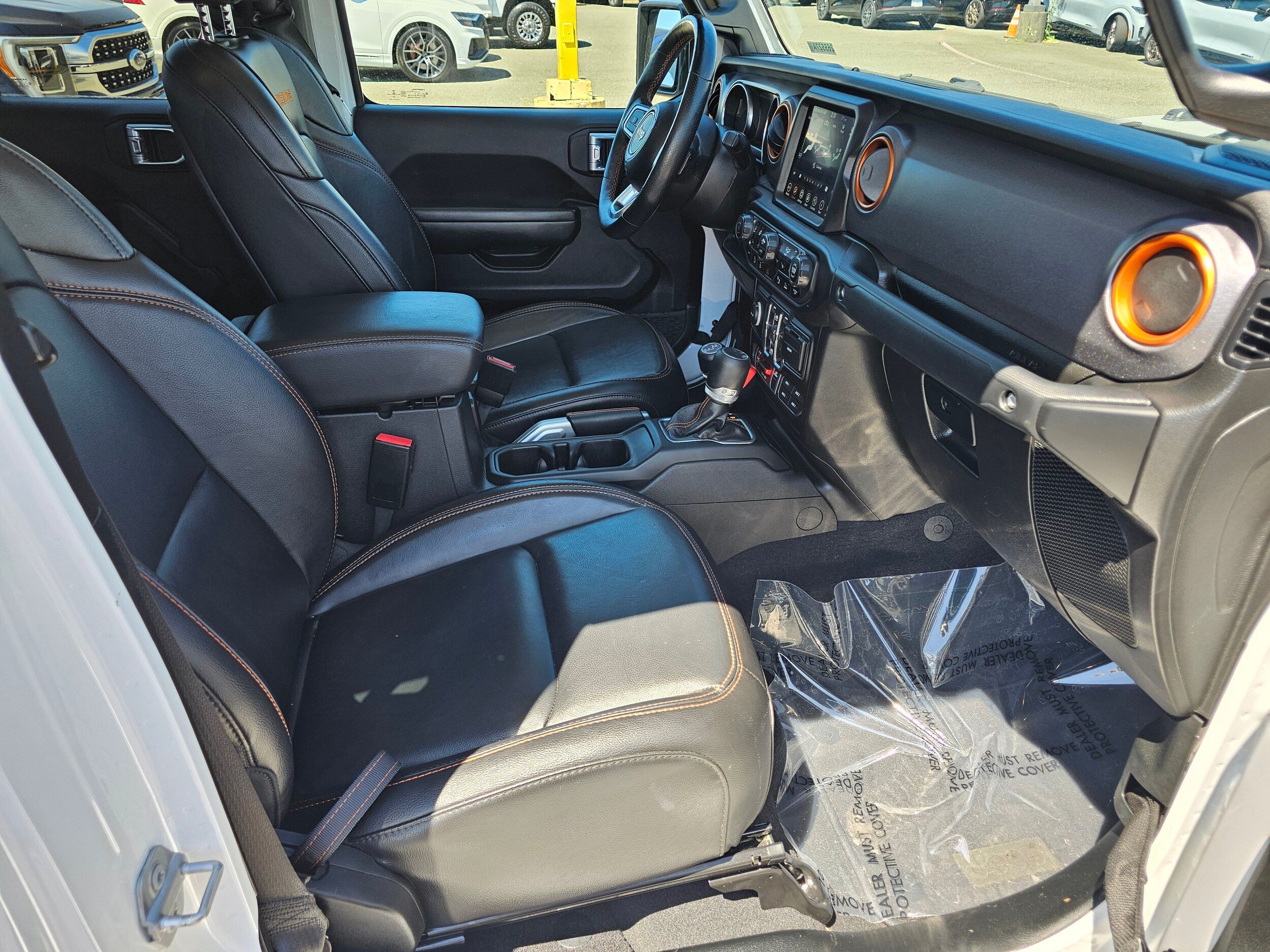 Used 2021 Jeep Gladiator Mojave AWD/4WD image 12