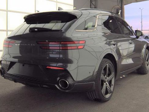 Used 2024 Genesis GV70 3.5T Sport w/ Sport Prestige Package image 3