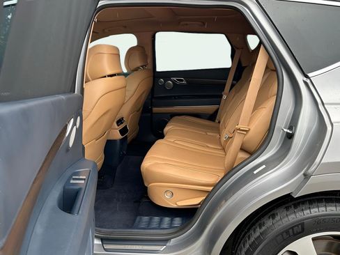 Used 2023 Genesis GV80 2.5T w/ Advanced Package image 22