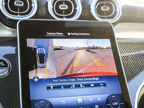 New 2025 Mercedes-Benz GLC 43 AMG 4MATIC image 32