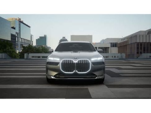 New 2026 BMW i7 eDrive50 w/ Executive Package image 3