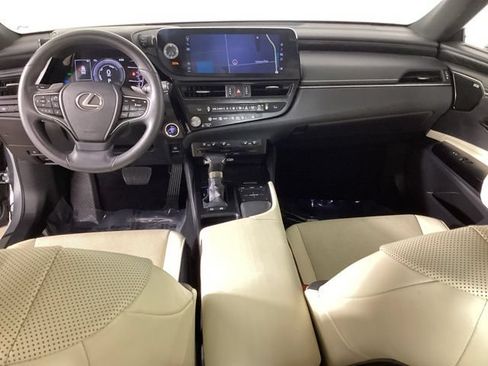 Used 2022 Lexus ES 300h w/ Premium Package FWD image 36