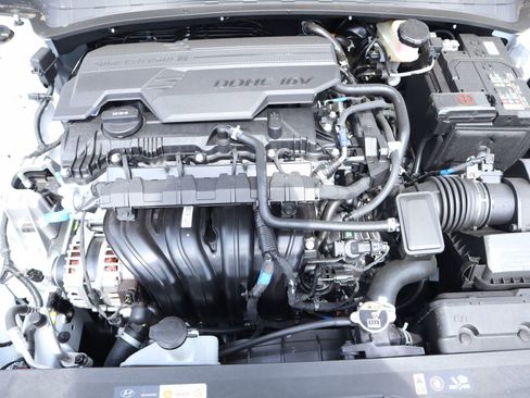New 2026 Hyundai Elantra SEL Sport Premium FWD image 20