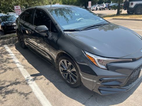 Used 2023 Toyota Corolla SE FWD image 7