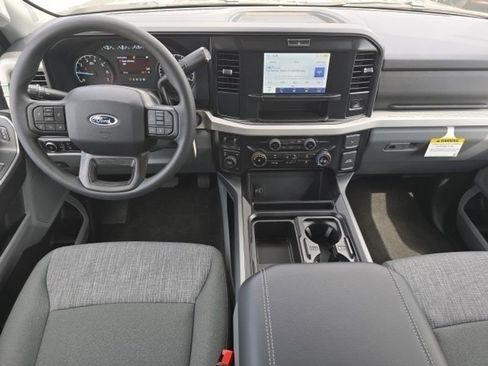 New 2026 Ford F350 XLT image 4