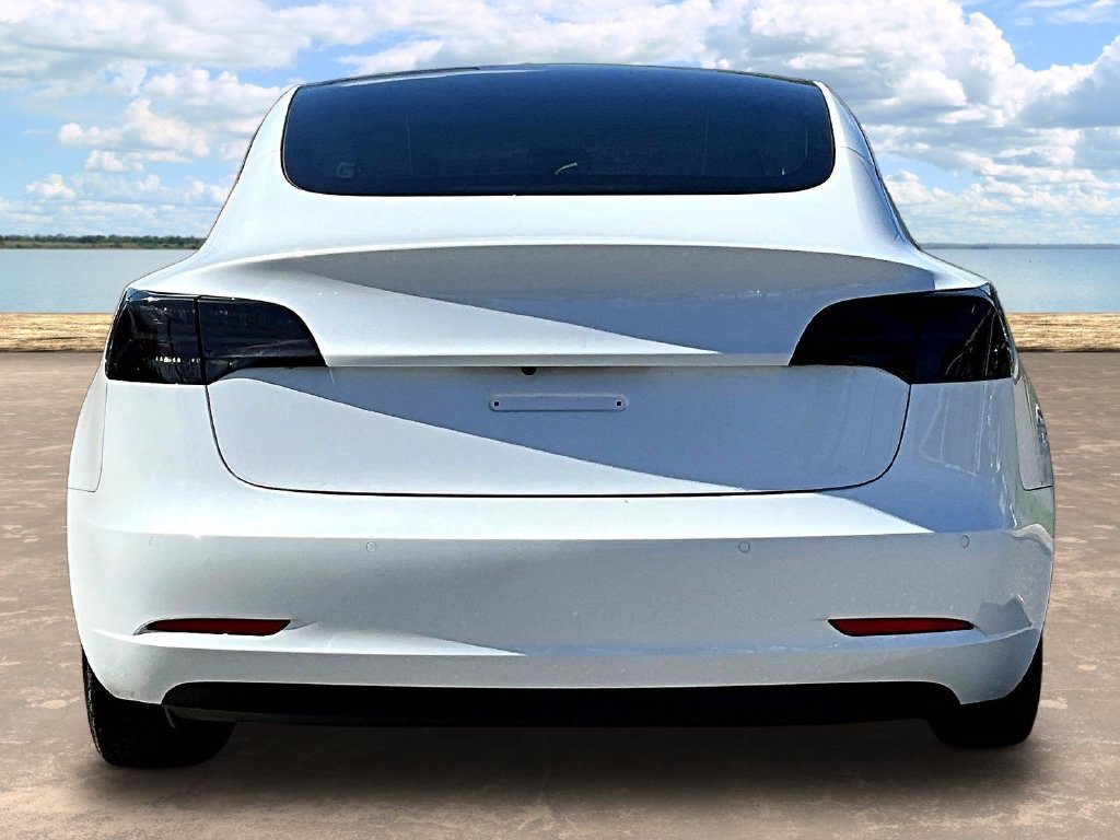 Used 2022 Tesla Model 3 Long Range AWD/4WD image 5