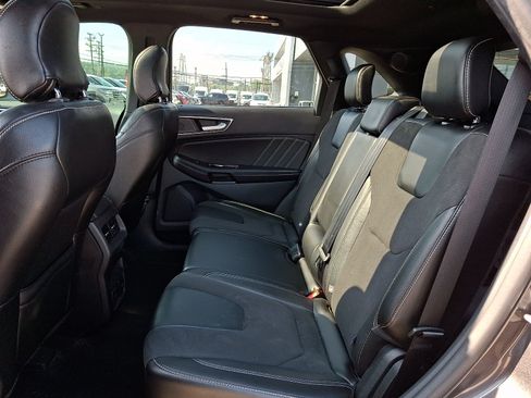 Used 2019 Ford Edge ST w/ Equipment Group 401A AWD/4WD image 10