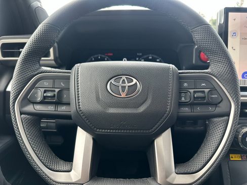 New 2026 Toyota Tacoma TRD Off-Road AWD/4WD image 21