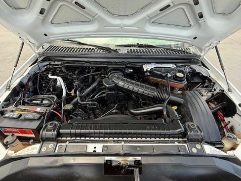 Used 2006 Ford F350 XL image 20
