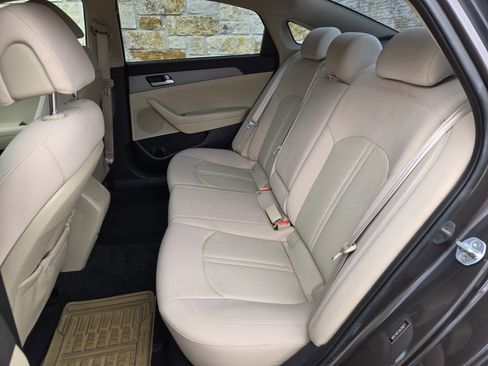 Used 2016 Hyundai Sonata SE image 7