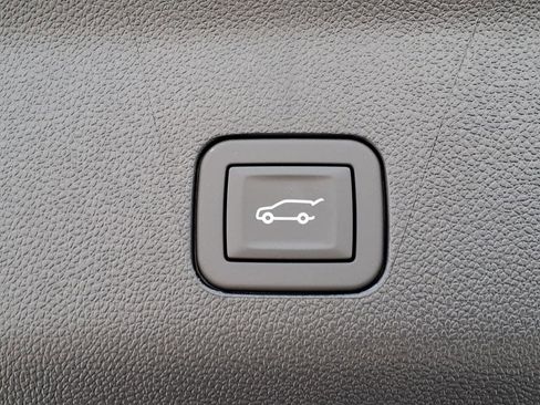 New 2026 Chevrolet Tahoe High Country AWD/4WD image 9