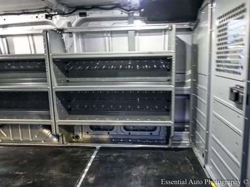 Used 2019 Ford Transit 150 130 Low Roof image 22