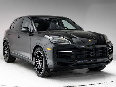 New 2026 Porsche Cayenne image 31
