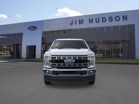 New 2026 Ford F350 XL w/ XL Chrome Package image 6