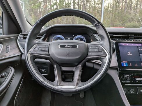 Used 2021 Jeep Grand Cherokee L Limited image 17