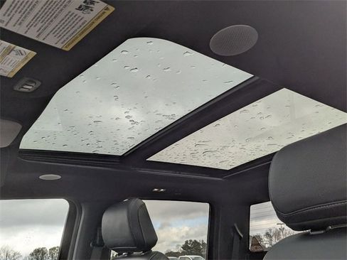 Used 2022 Ford F150 Lariat w/ Equipment Group 502A High image 21