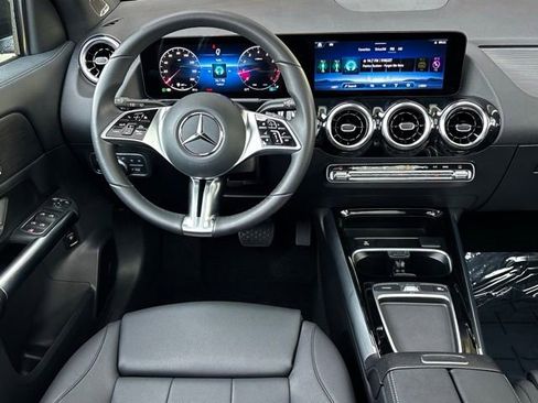 Certified 2026 Mercedes-Benz GLA 250 image 12