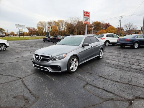 Used 2014 Mercedes-Benz E 63 AMG S-Model image 2
