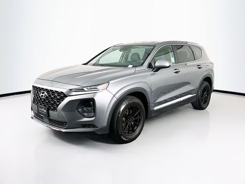 Used 2019 Hyundai Santa Fe SE FWD image 3
