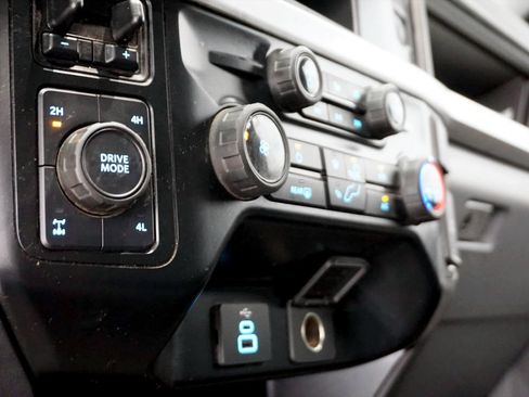 Used 2023 Ford F350 XLT w/ 360-Degree Camera Package AWD/4WD image 18