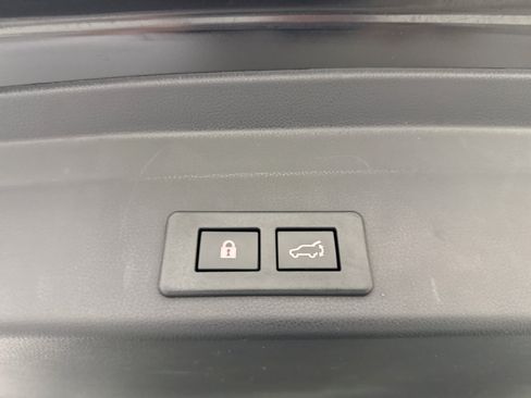 Used 2023 Subaru Ascent Touring w/ Popular Package #2A AWD/4WD image 25