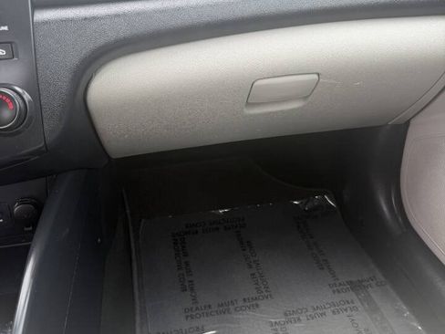 Used 2012 Kia Forte LX FWD image 7