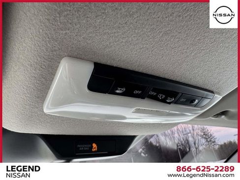 Used 2025 Nissan Kicks S image 31