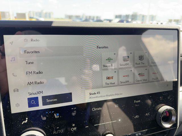 Certified 2024 Lexus GX 550 w/ Accessory Package (Z1) AWD/4WD image 16