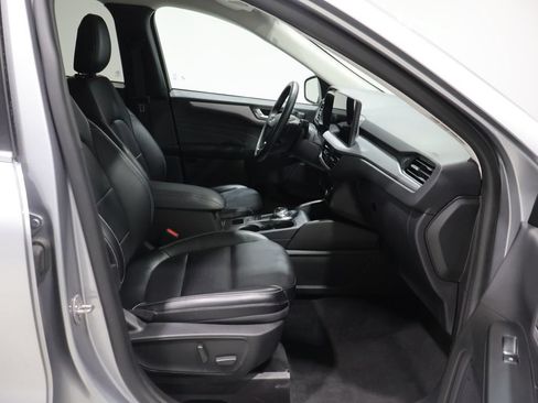 Used 2024 Ford Escape Platinum AWD/4WD image 23