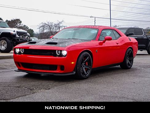 Used 2022 Dodge Challenger SRT Hellcat Redeye image 4