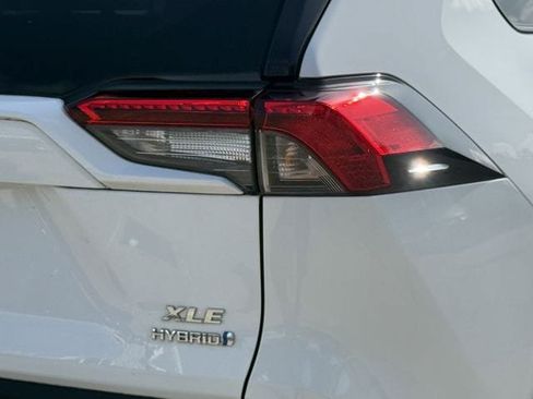 Used 2023 Toyota RAV4 XLE w/ Convenience Package AWD/4WD image 7