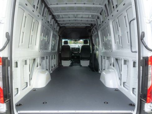 New 2025 Mercedes-Benz Sprinter 2500 image 8