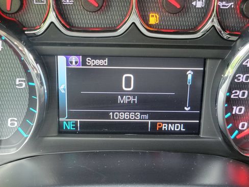Used 2018 Chevrolet Silverado 1500 LT w/ All Star Edition AWD/4WD image 14