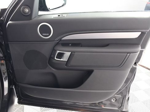 Used 2026 Land Rover Discovery Limited Edition AWD/4WD image 18