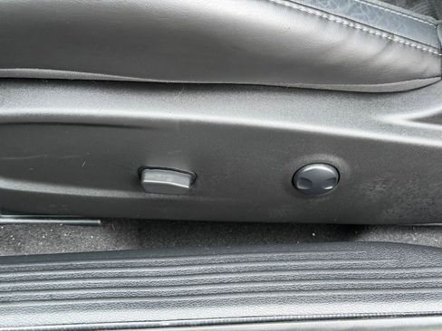 Used 2023 Dodge Challenger R/T w/ Plus Package image 14