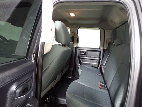 Used 2015 RAM 1500 Express image 37