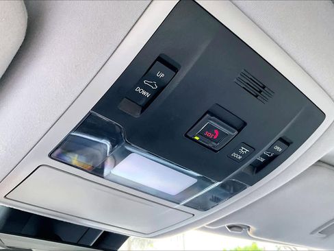 Used 2022 Lexus RX 450h AWD w/ Premium Package image 33