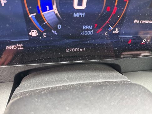 Used 2024 Chevrolet Traverse LT w/ Midnight/Sport Edition AWD/4WD image 13